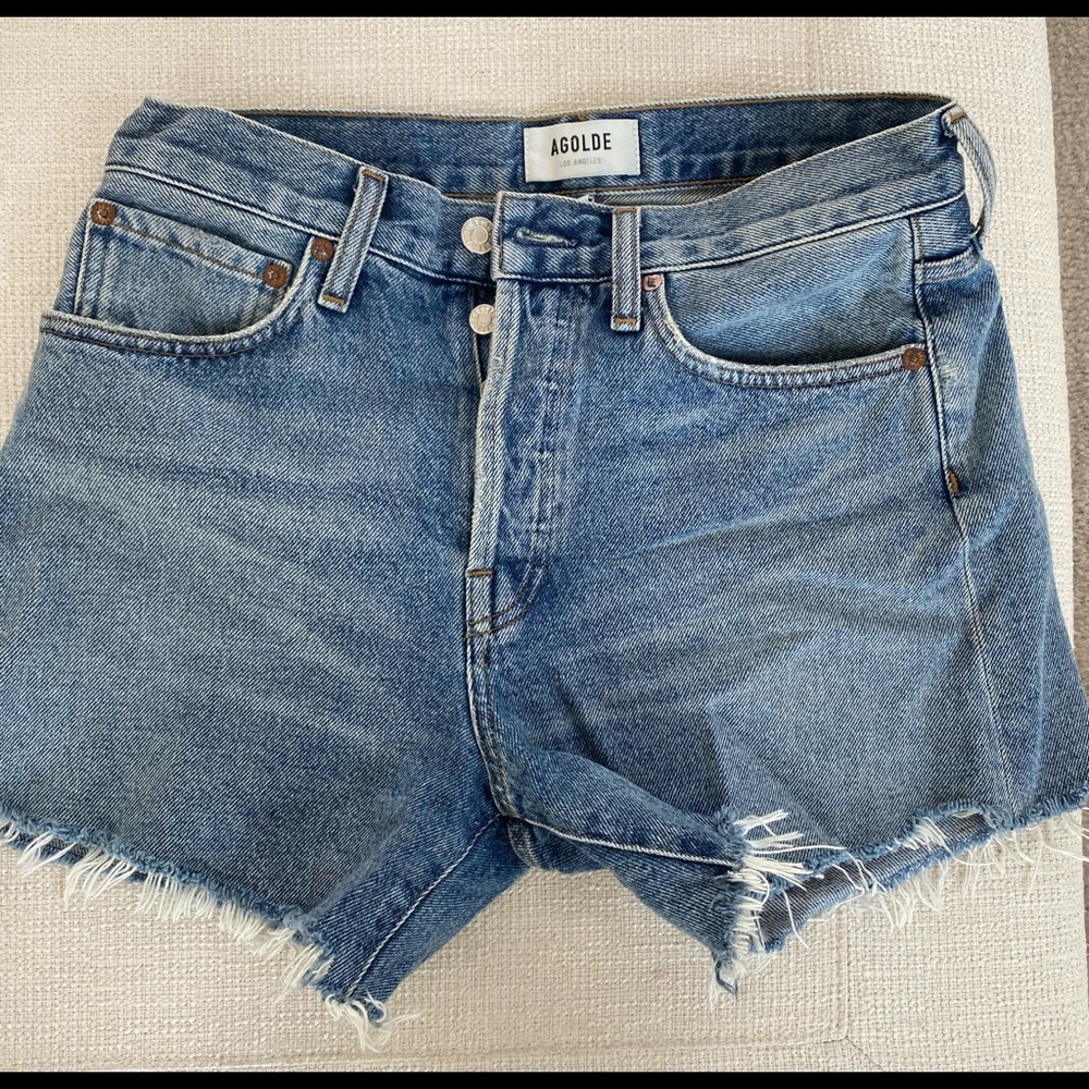 Agolde Jean shorts! Great condition size 26